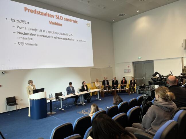 Zaskrbljujoči podatki: Pomanjkanje vitamina D pri Slovencih 2 vitamin d NIJZ