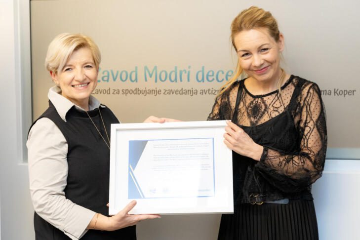 10 let modri december