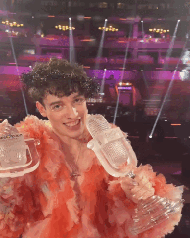 evrovizija Evrovizijski zmagovalec zaradi Izraela vrača trofej