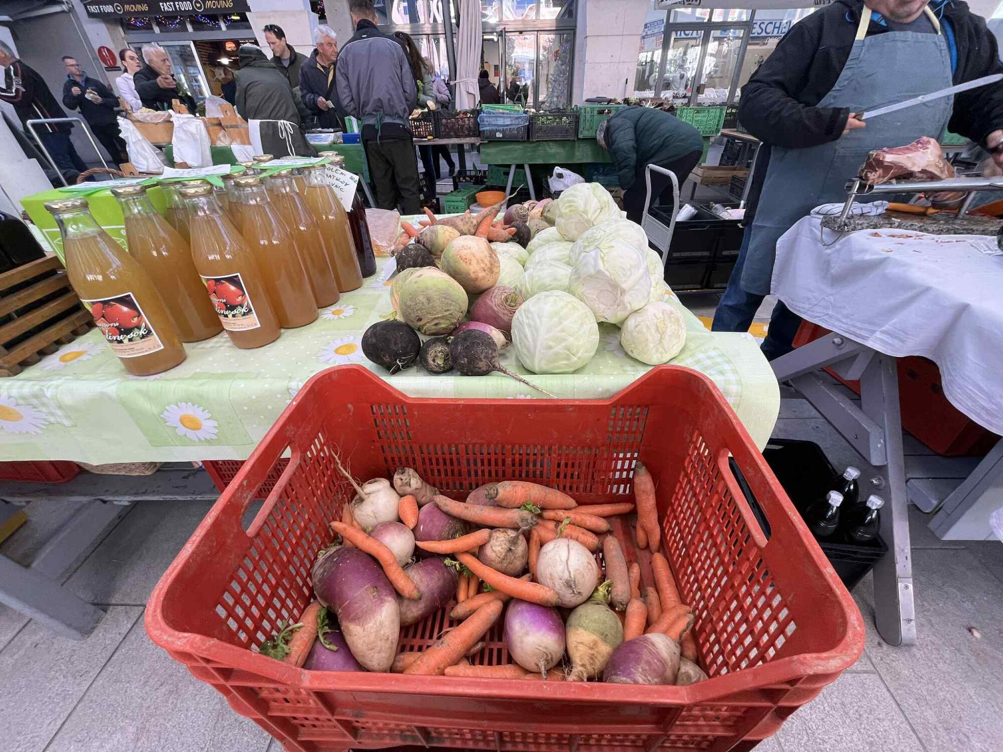 Zimski sprehod po koprski tržnici: kaj vse je na stojnicah (FOTO) 4 Unknown 16