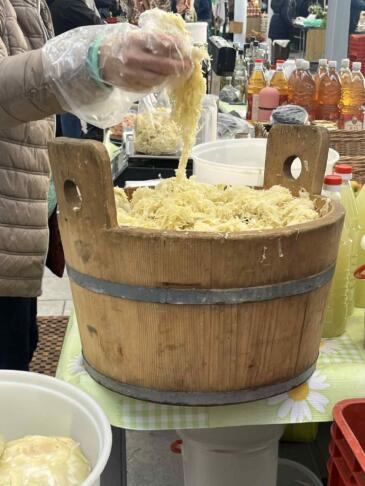Zimski sprehod po koprski tržnici: kaj vse je na stojnicah (FOTO) 2 Unknown