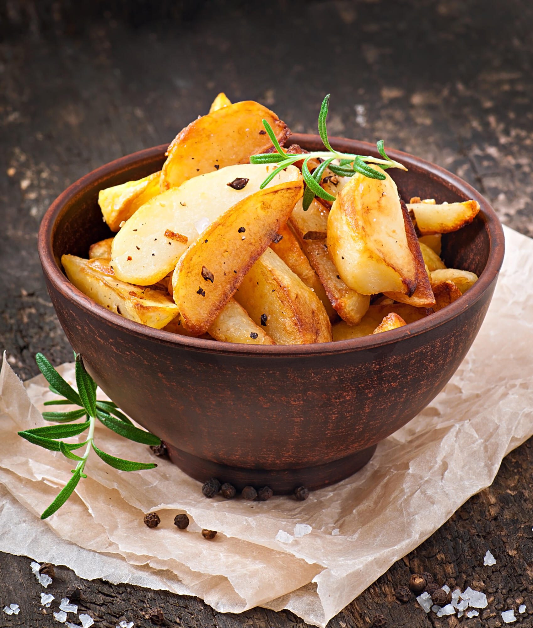 french fries potato wedges