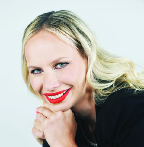 petra zore PETRA ZORe: HVALEŽNA ZA POGUM, DA SLEDI SVOJIM SANJAM