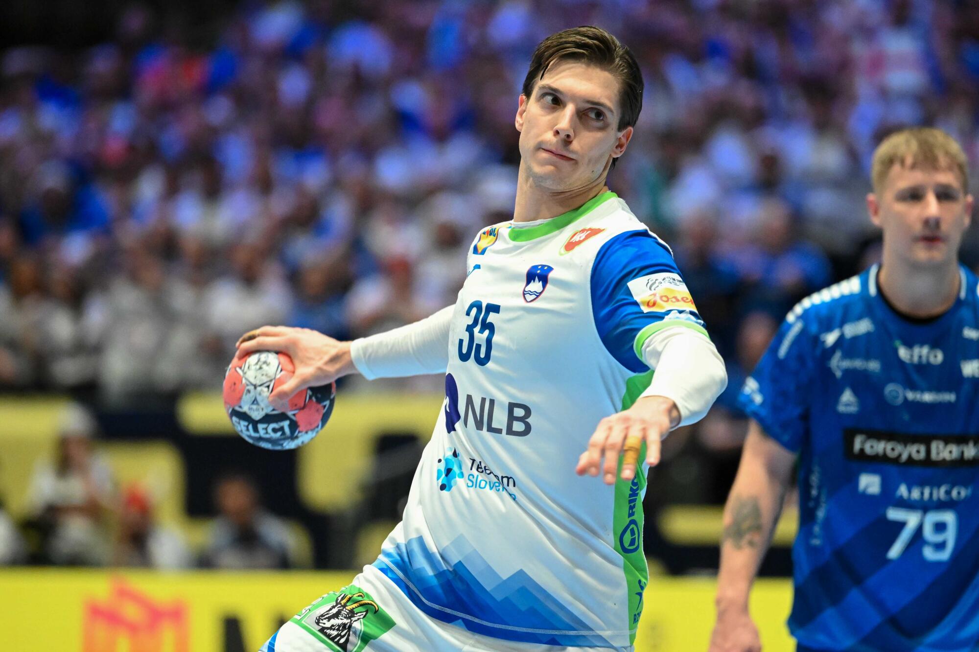 DOMEN MAKUC // Foto: RZS ROKOMET SLOVENIJA ŠPORT