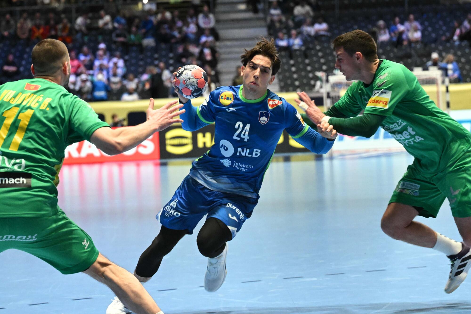 Od igrišč ob morju do slovenskega dresa: Brata Makuc in Staš Slatinek Jovičič 3 Andraž Makuc // FOTO: RZS rokomet slovenija reprezentanca