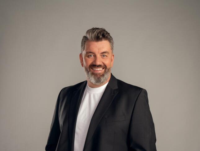 Jure Sešek na glavo v nove izzive