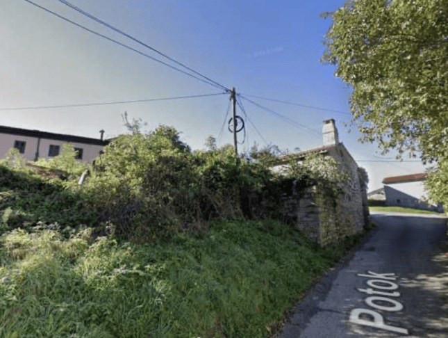 Mestna občina Koper prodaja 13 nepremičnin - Po kakšnih cenah? 13 Screenshot 2026 01 29 at 18.00.27