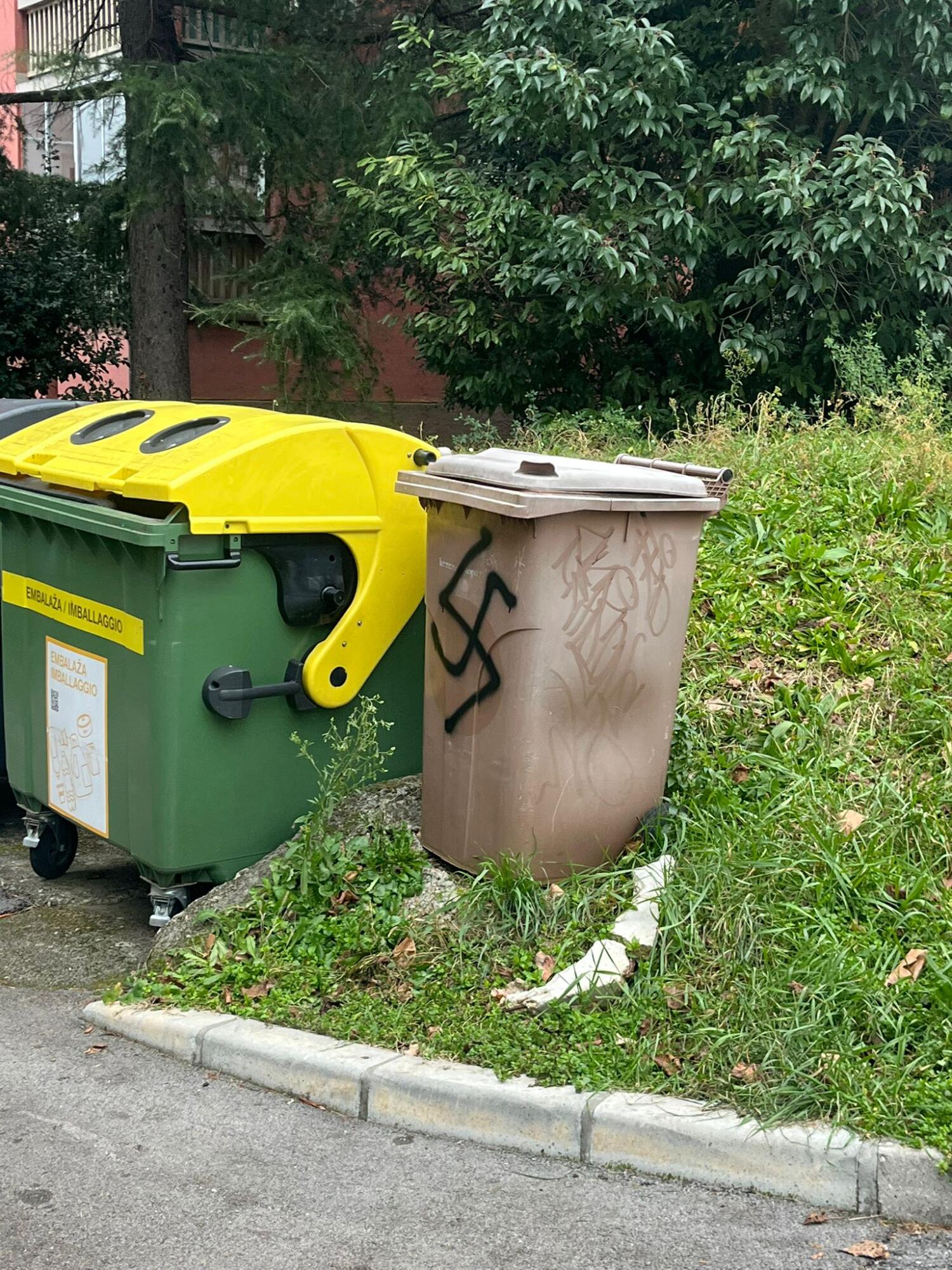 Na Osnovni šoli Dušana Bordona obsodili incident z nacističnimi grafiti 4 WhatsApp Image 2026 01 13 at 09.46.04