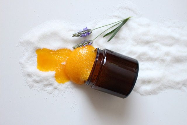 natural cosmetics 5475878 640