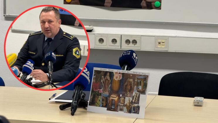 Bolgara na sodišču zanikala skrunitev grobov in krajo 2 bolgara