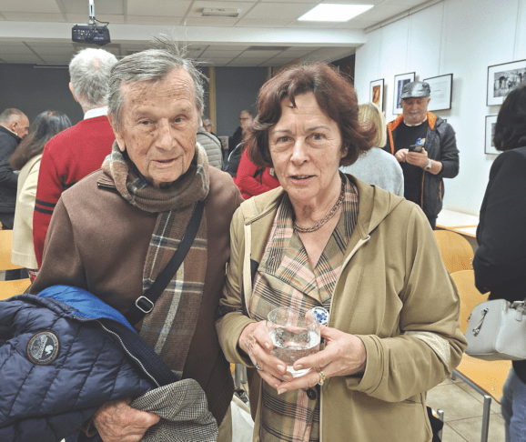 ŠTEFANIJA S SVOJIM PROFESORJEM SLOVENŠČINE IZGIMNAZIJE KOPER - JOŽETOM HOČEVARJEM