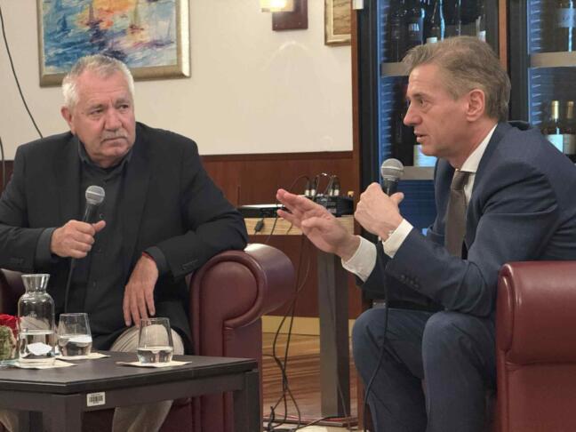 Poslovni brunch ObalePlus: Robert Golob o zakonih, podjetništvu in prihodnjih izzivih