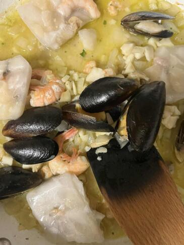 Prava paella z morskimi sadeži – okus Španije na vašem krožniku 2 Unknown 64