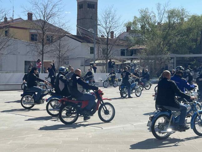 Snemanje "Tomos generacije" danes v Kopru (VIDEO) 2 tomos