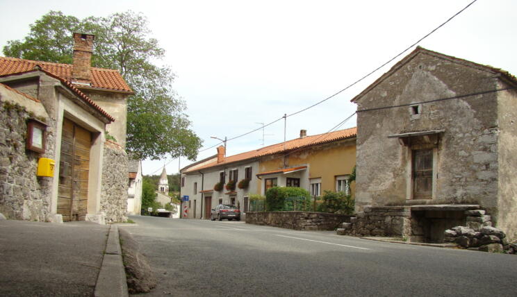 otrok divača ugrabitev