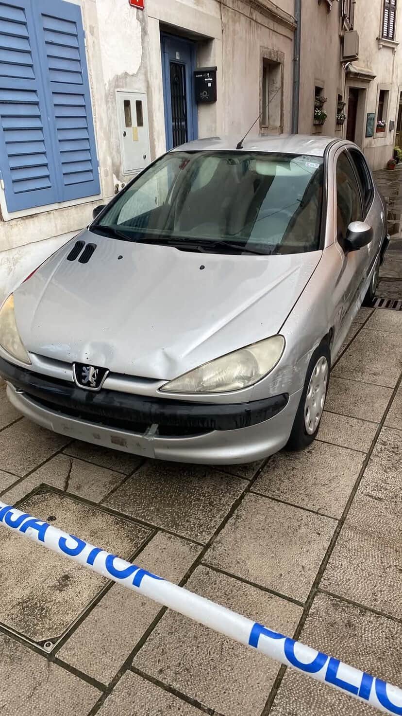 V centru Kopra iščejo voznika, ki je bežal pred policisti.