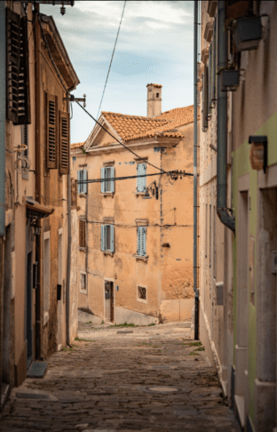Rovinj omejuje turistične apartmaje, pri nas še brez odločitve 3 apartmaji