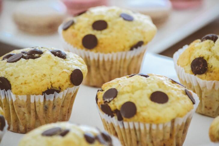 pexels cupcakes 2179039