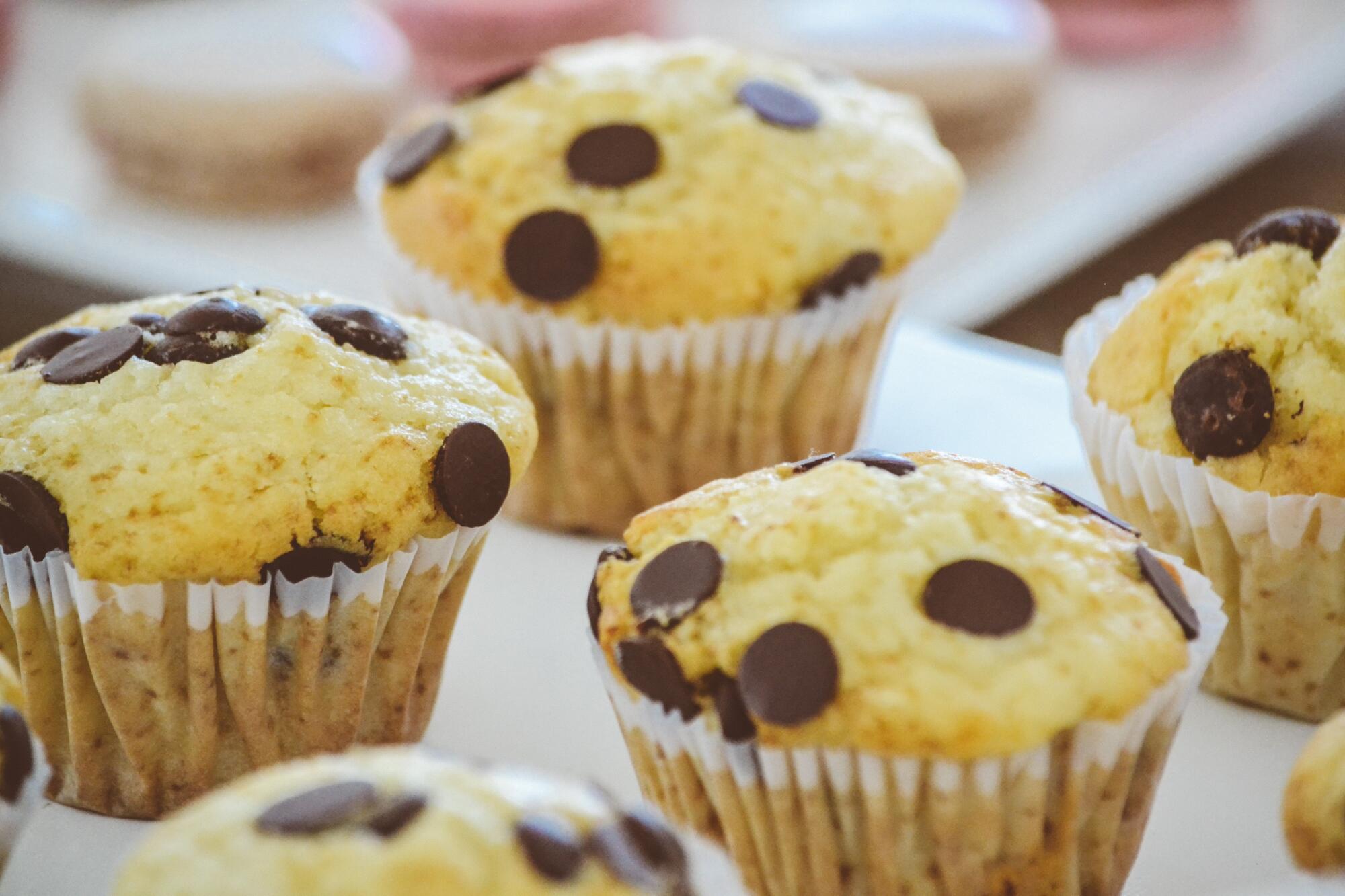 pexels cupcakes 2179039