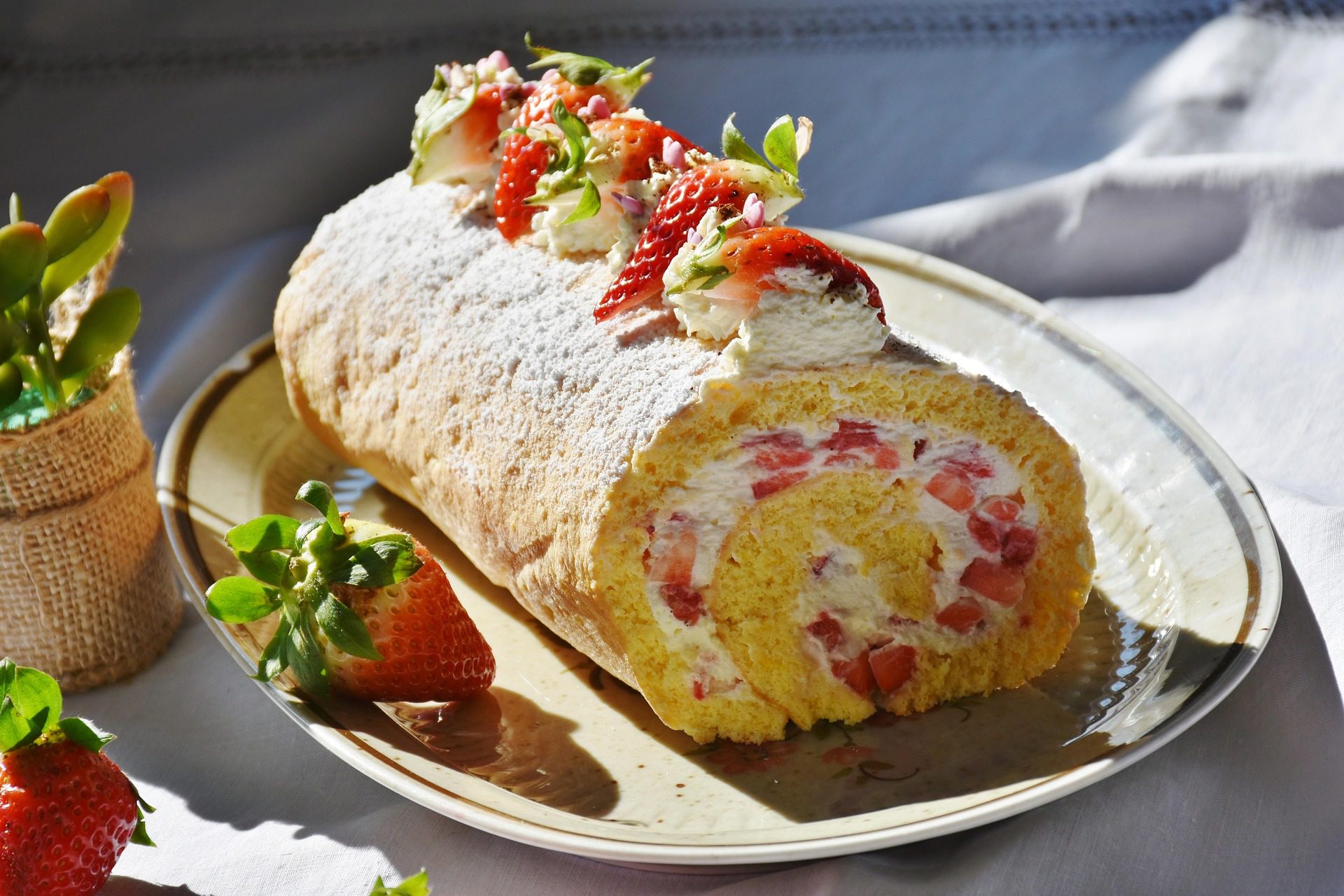 rolada z jagodami recept