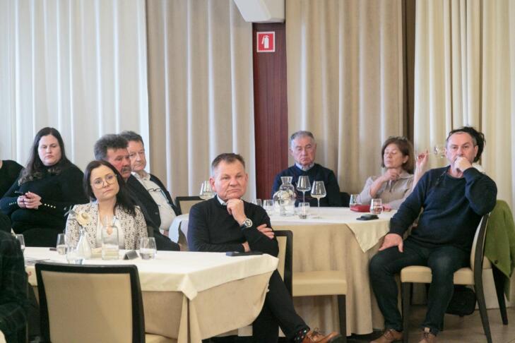 Matoz napoveduje: Rezi v javni upravi, več policistov in strožji nadzor migrantov 2 franci matoz