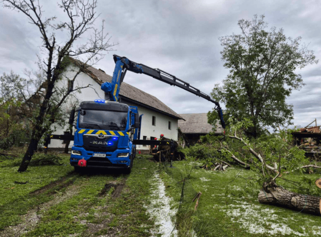 Na voljo posebna spletna stran za državno pomoč po junijskih neurjih 3 junijska ujma