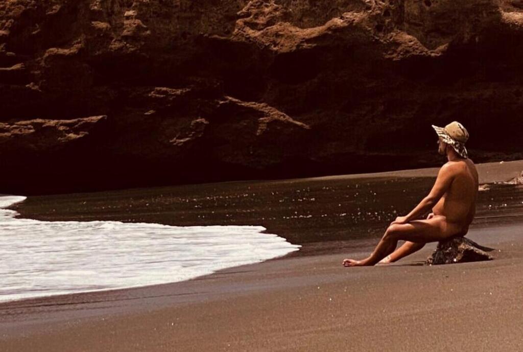 moški plaža fkk golota gol