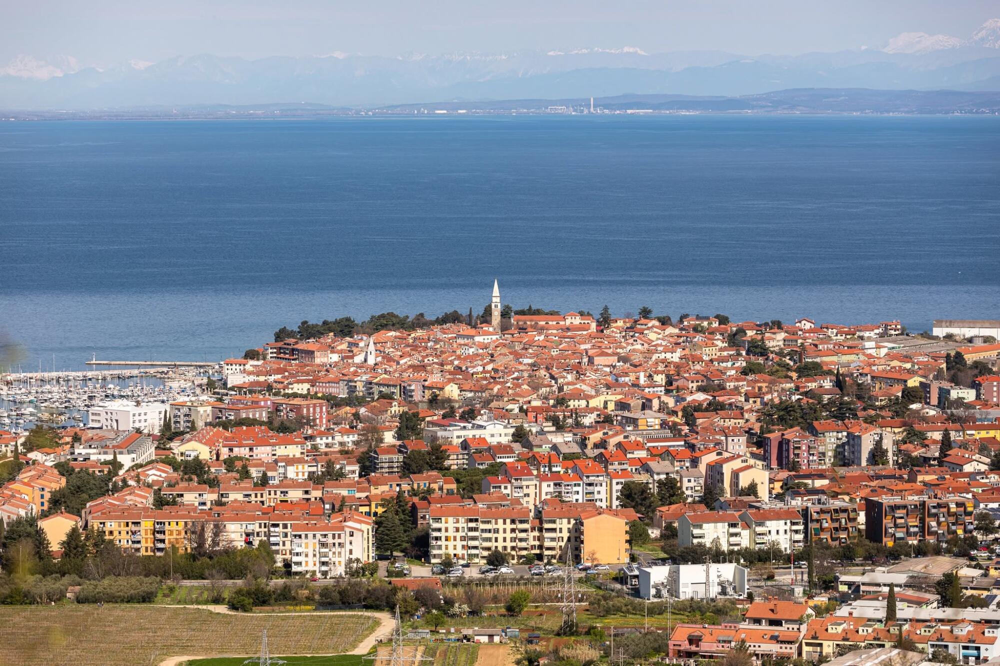 livade parkiranje
