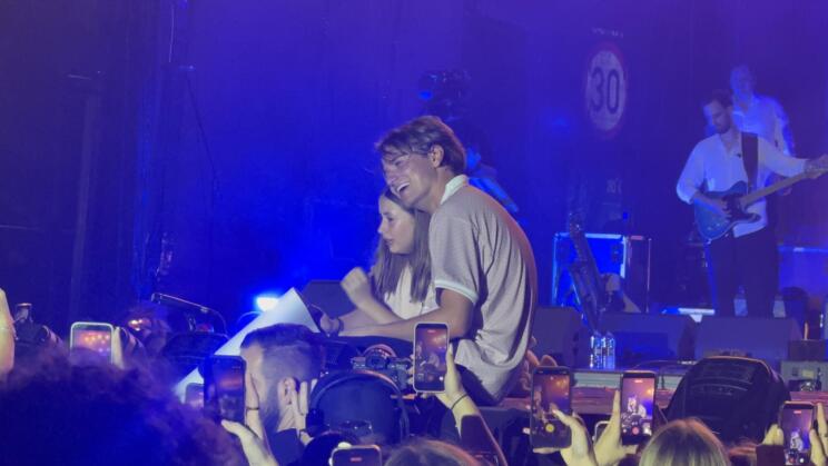 Jakov Jozinović ta vikend začuda leti v Kopru: Slovenke ste prave "lutke" (FOTO in VIDEO) 22 Jakov Jozinović, Koper, Koncert, Ukmarjev TRG