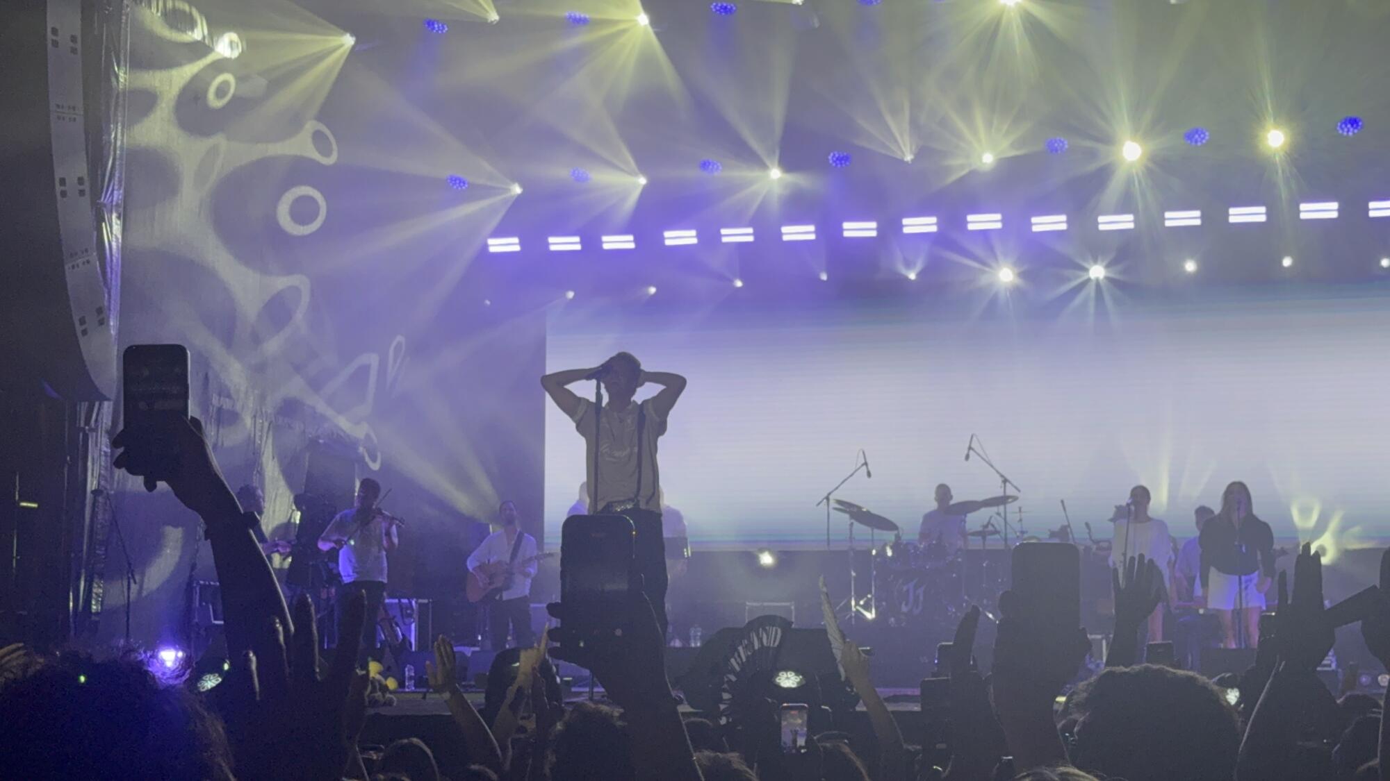 Jakov Jozinović ta vikend začuda leti v Kopru: Slovenke ste prave "lutke" (FOTO in VIDEO) 24 Jakov Jozinović, Koper, Koncert, Ukmarjev TRG