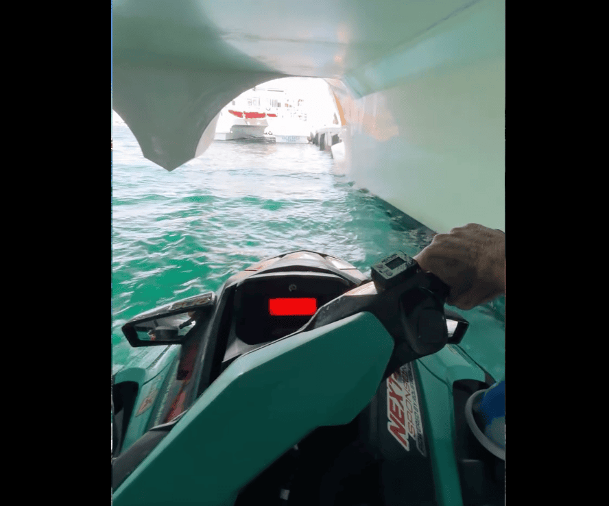 jet ski