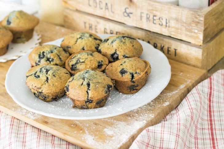 blueberry muffins 2136749 1280
