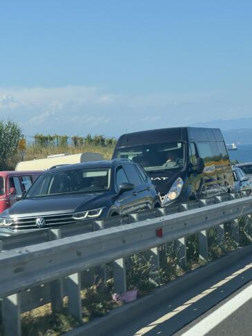 Rdeče opozorilo zaradi vročine, vroče tudi na cestah 2 vročina na vcestah