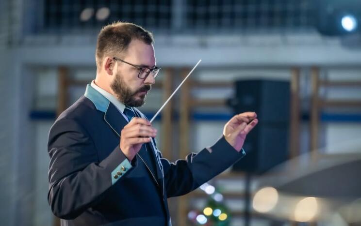 V Izolo prihaja 135 mladih glasbenikov: prihaja Musica Creativa 2 musica creativa dirigent