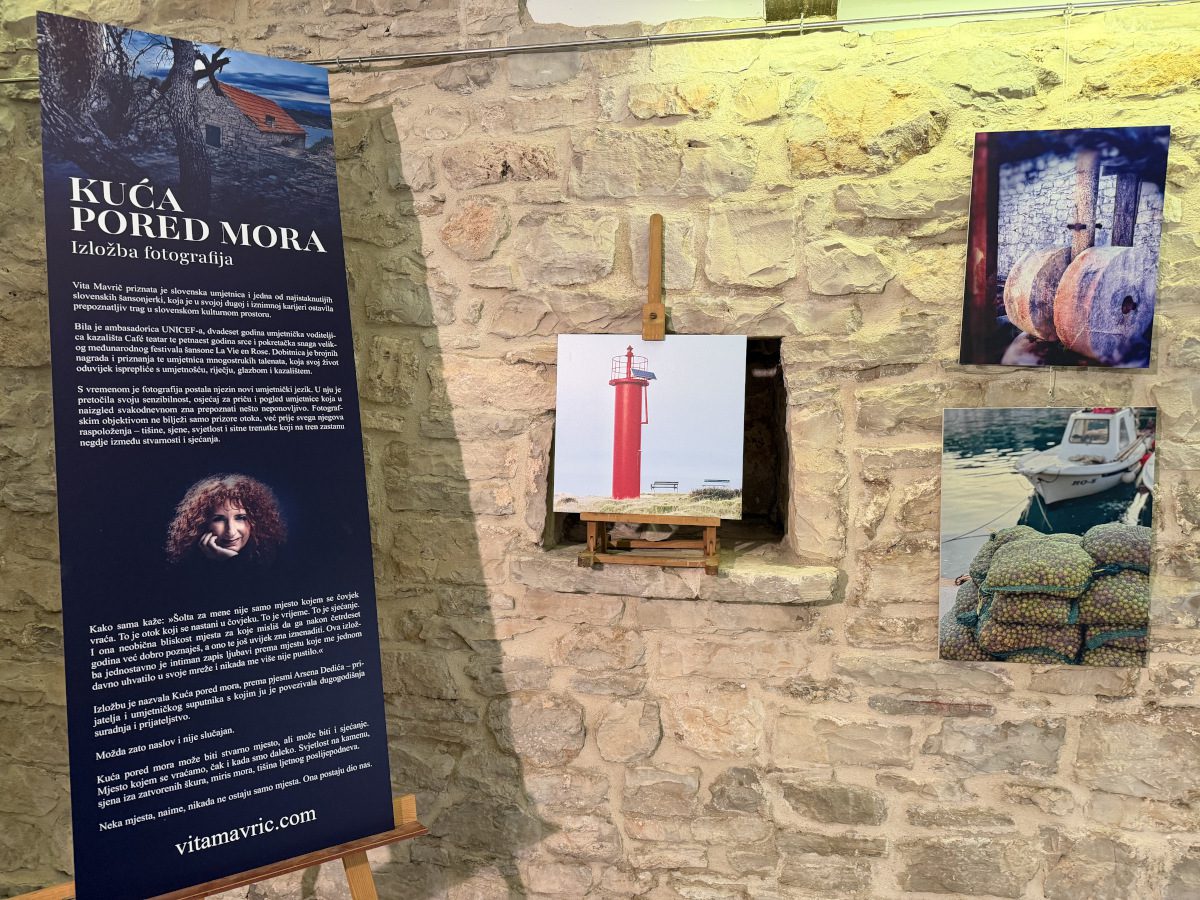 razstava vite mavrič šolta