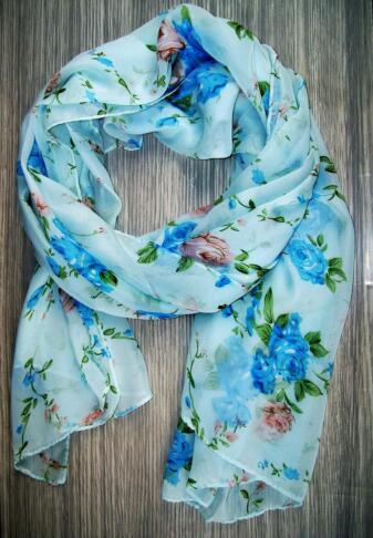 a neckerchief 1317831 1280