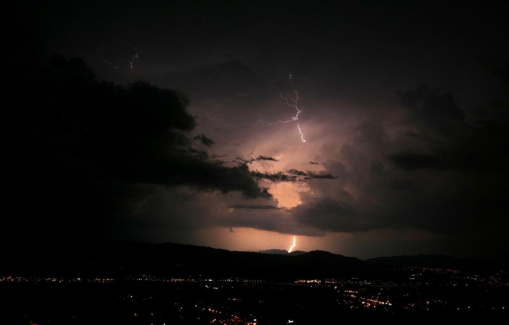 flash 5039182 1280