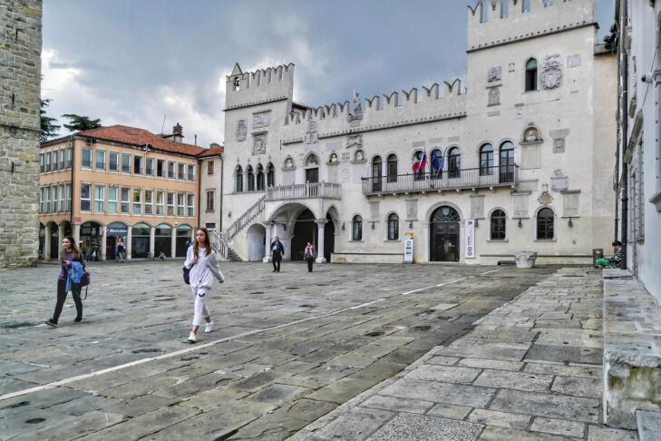 Koper z več turisti: julija število nočitev naraslo za več kot devet odstotkov 2 koper turisti