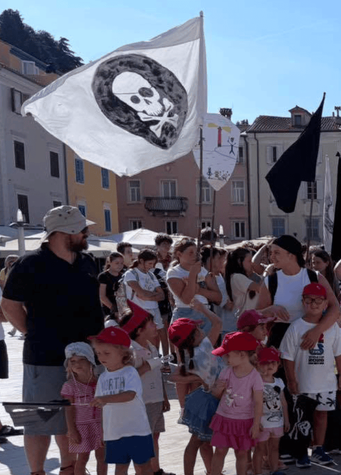 V Piranu obeležili tradicionalni pomorski krst (FOTO/VIDEO) 6 Screenshot 2026 09 04 at 18.39.17
