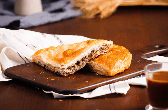 mesna pita recept