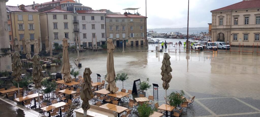 tartinijev trg piran