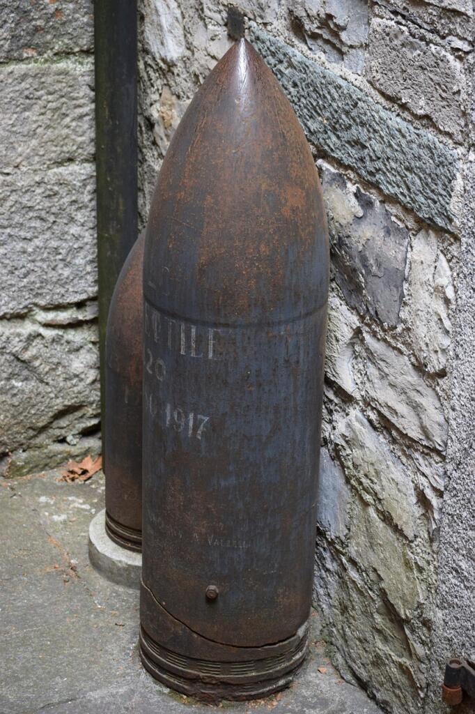 bomb 2290668 1280