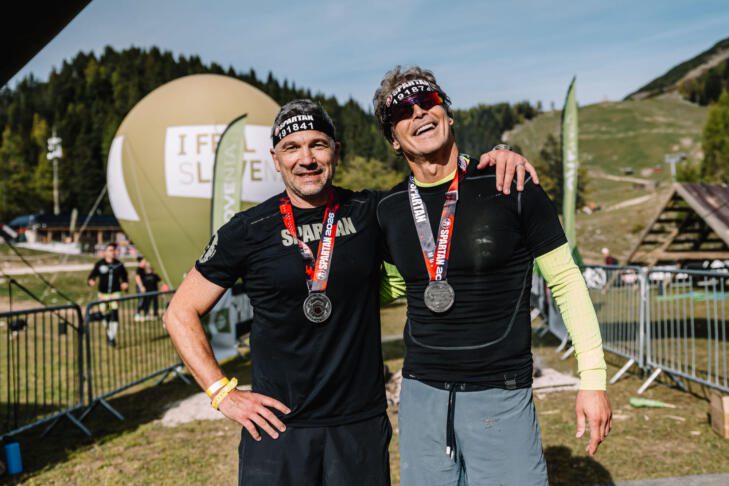 Slepi Alen Kobilica šokiral na najtežjem Spartanu v Sloveniji: padel, krvavel, a ni odnehal! 2 2026 10 17 foto Bine Mekina Spartan Race 2026 Krvavec 028