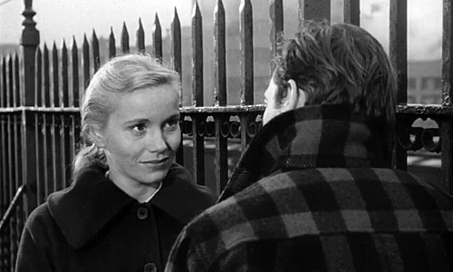 Eva marie saint marlon brando waterfront 14 edit.jpg