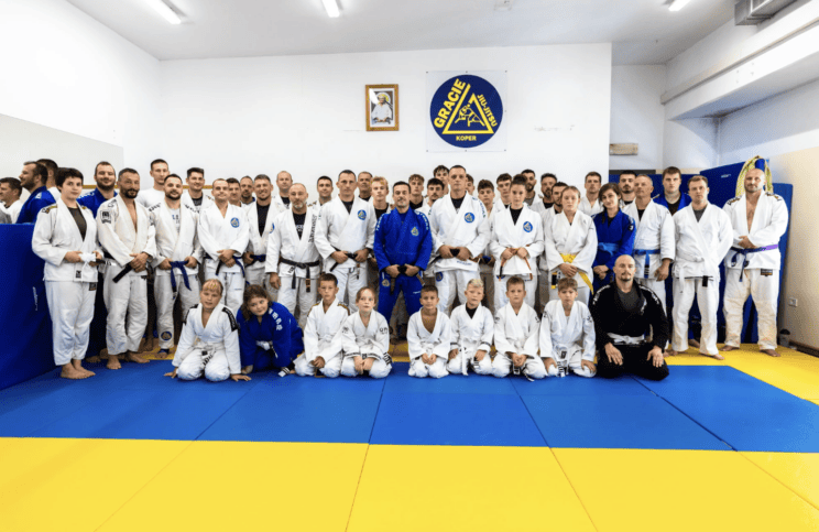 Legenda borilnih veščin prvič v Sloveniji: Robin Gracie v Kopru navdušil slovenske borce 3 Screenshot 2026 10 01 at 10.07.02
