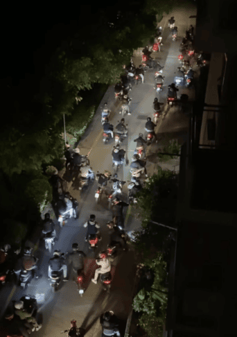 Nevarna vožnja mladih se ponavlja: imajo v slovenski Istri dovolj prostora za druženje? (VIDEO) 2 Screenshot 2026 10 04 at 10.47.08