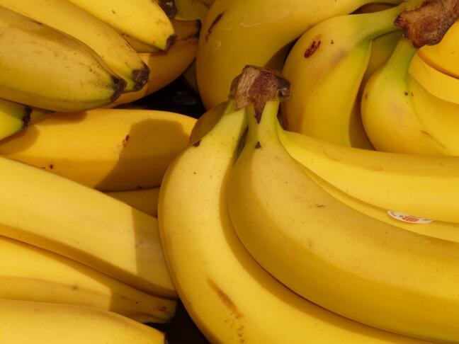 Sladica brez peke: kremni bananin puding v kozarcu 3 banana 5734 1280 1