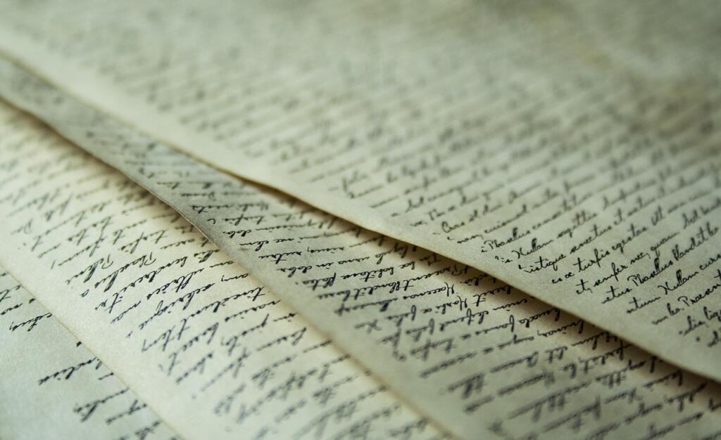 paper 623167 1280