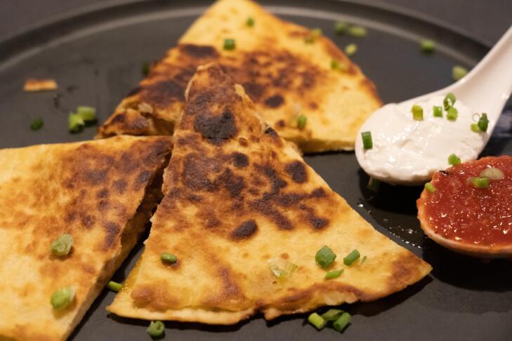Hitra malica: Hrustljave tortilje z bučnim sirom 3 Quesadilla